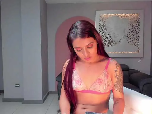 Live sex webcam photo for AnnieCorrea #251573801