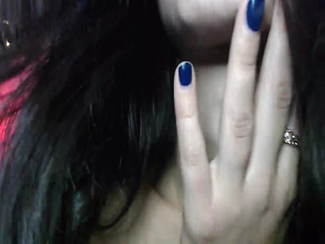 Live sex webcam photo for Itsivyblue #258439634