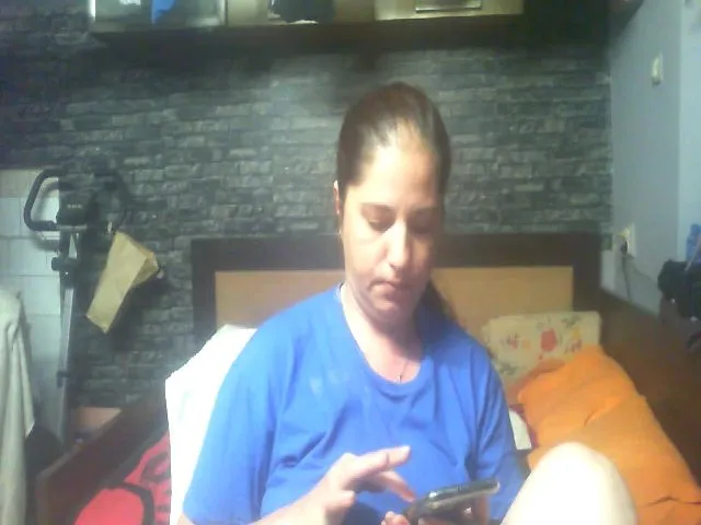Live sex webcam photo for MGabrielle #256181698