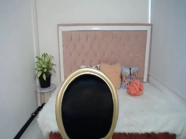 Live sex webcam photo for Ani_paris #253776160