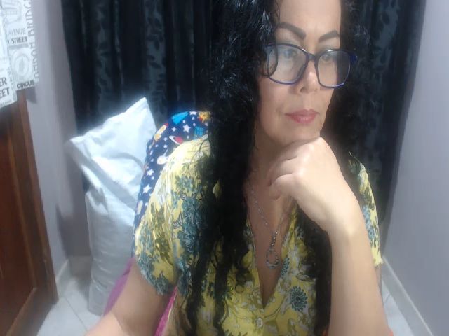 Live sex webcam photo for Sweetvaleriaa #263362300