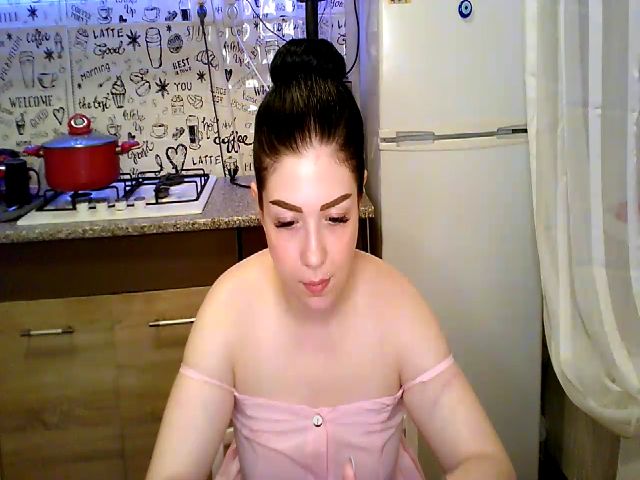 Live sex webcam photo for SexyInMyPJs #260134057