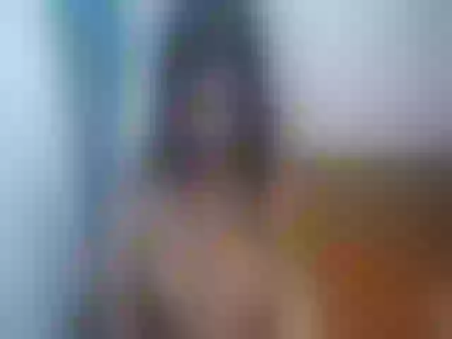 Live sex webcam photo for SUZZY23 #261952362