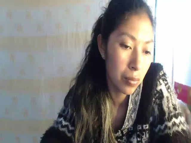 Live sex webcam photo for CHILENITAHOT #257791407