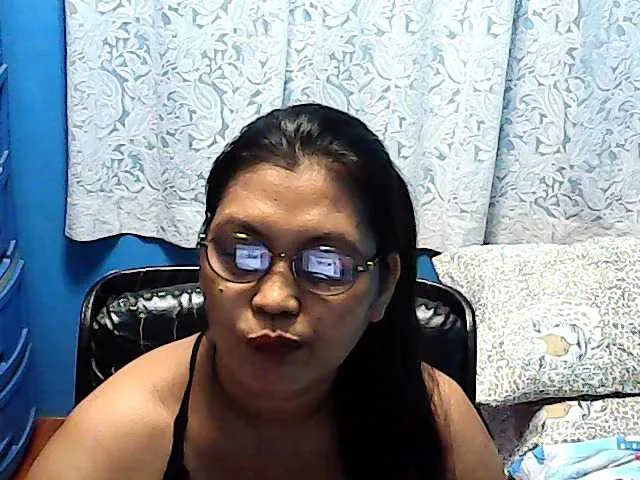 Live sex webcam photo for hOtGranny4u #242180663