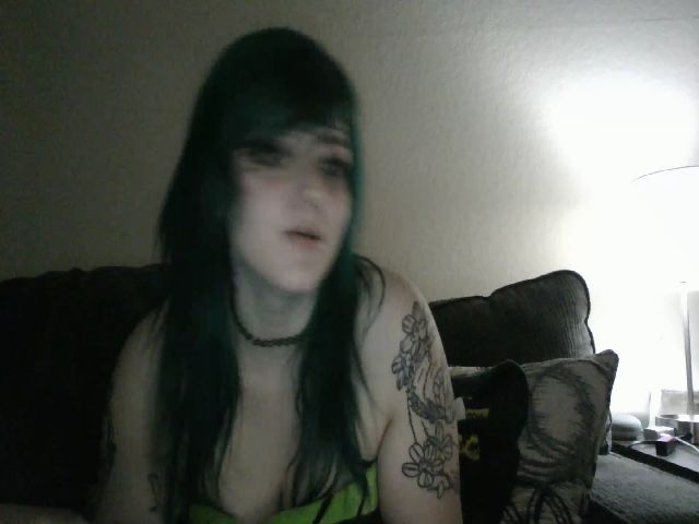 Live sex webcam photo for FloraSky #263039777
