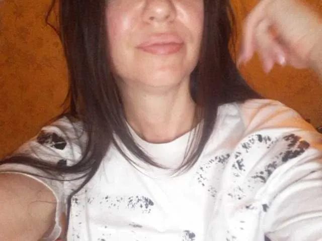 Live sex webcam photo for Pirojulia #241157709