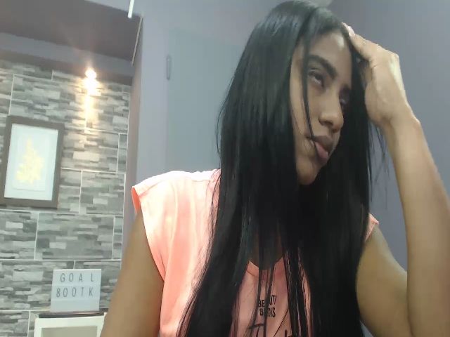 Live sex webcam photo for Saray22xx #253580157