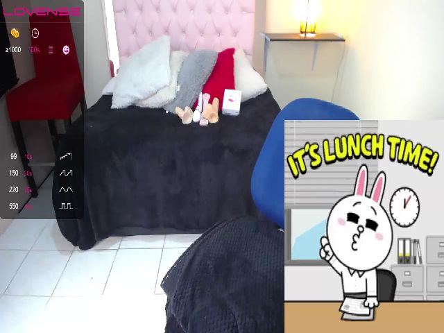 Live sex webcam photo for LESLY_LAURA #254180989