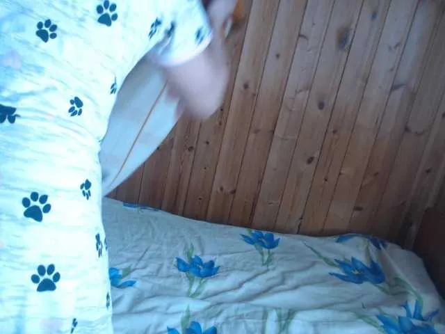 Live sex webcam photo for BarbiGirla #241188689