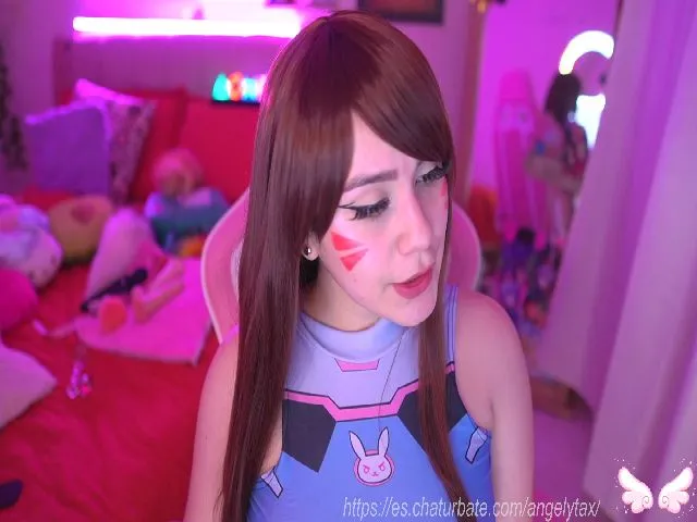 Live sex webcam photo for Angelytaxx #261924204