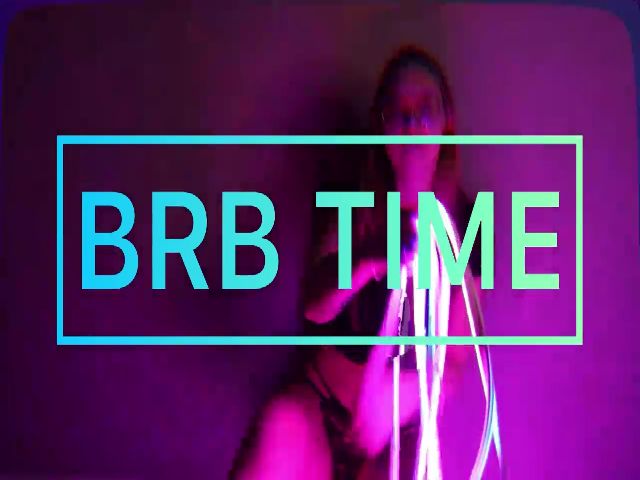 Live sex webcam photo for LisaMellow #263246576