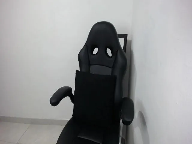 Live sex webcam photo for Anyablack2 #253605911