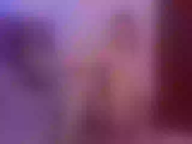 Live sex webcam photo for MartinaEvans1 #263897091