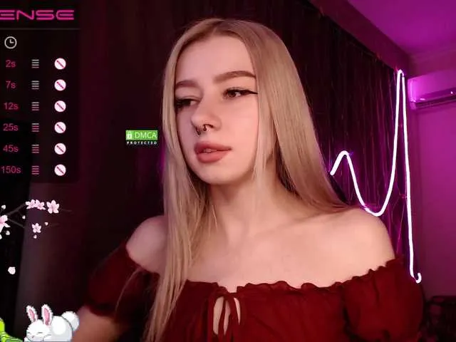 Live sex webcam photo for Annelitt #287948125