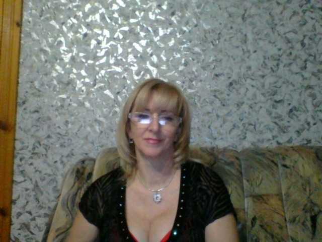 Live sex webcam photo for RoseQMagic #241056437