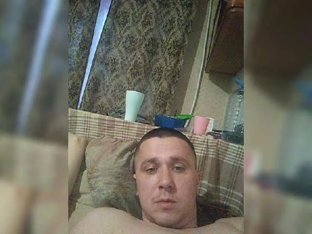 Live sex webcam photo for AlinaPixel #247863905