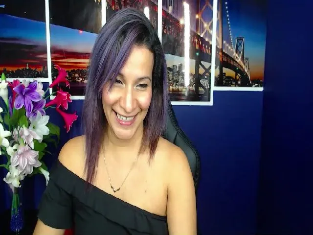 Live sex webcam photo for Infernalsexx #253992069