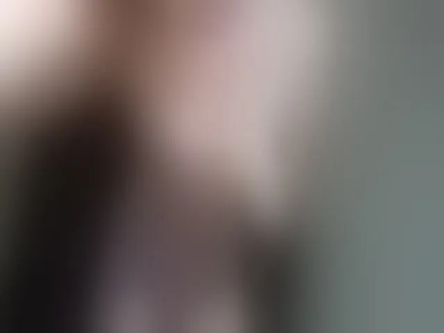 Live sex webcam photo for Miss_Love5 #257701684