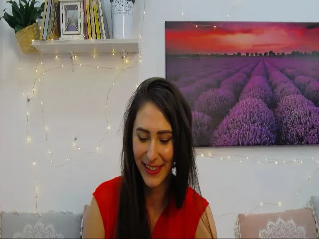 Live sex webcam photo for MaraW #254255547