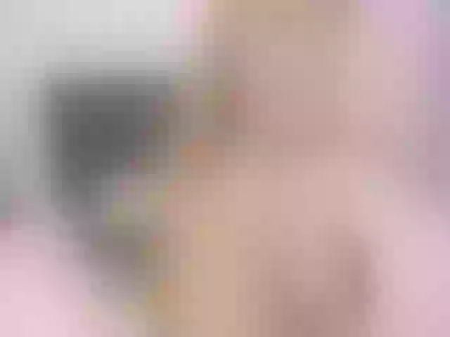 Live sex webcam photo for summerr_23 #260295296