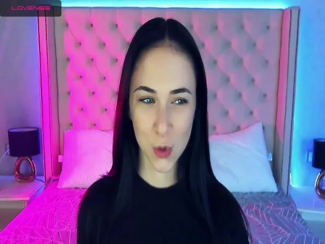 Live sex webcam photo for MilkaBabyDoll #261576489