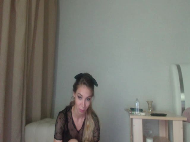 Live sex webcam photo for Minnie_94 #262827629