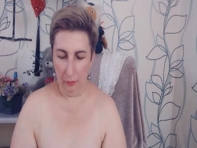 Live sex webcam photo for DepravedMadam #262026759