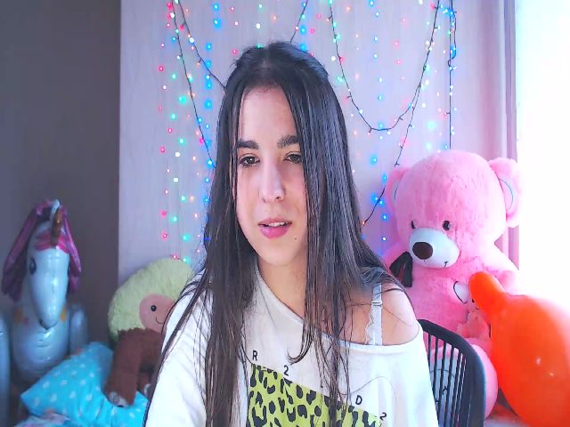 Live sex webcam photo for kitty_devil #264698397