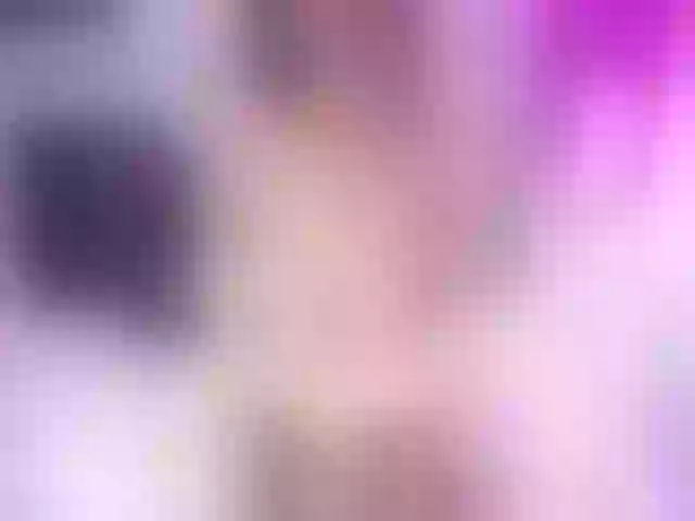 Live sex webcam photo for EmmySweett #256065966