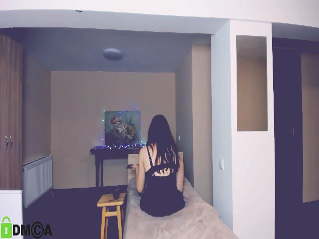 Live sex webcam photo for VellaB #254068456