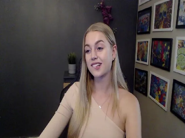 Live sex webcam photo for LUSTerica #265002029