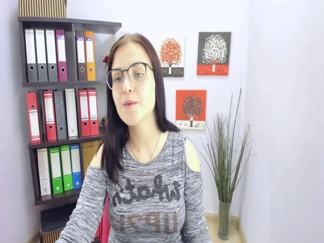 Live sex webcam photo for EvaMild #252649401