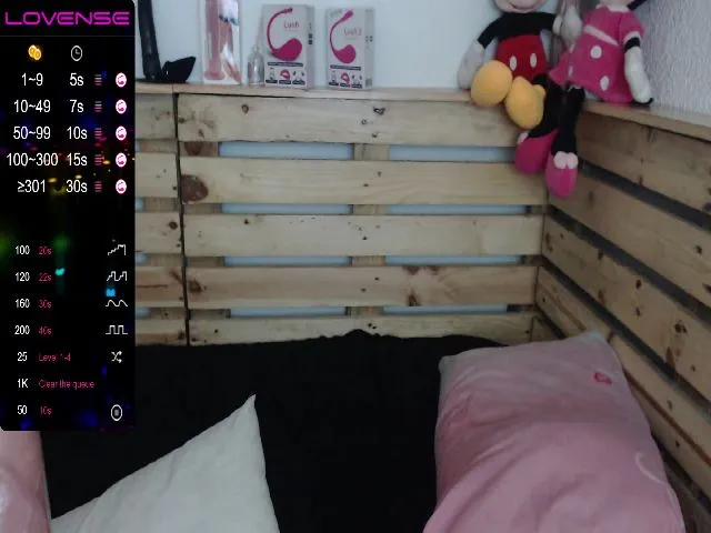 Live sex webcam photo for Valeriafiery #253273945