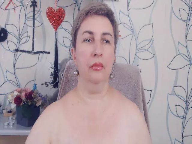 Live sex webcam photo for DepravedMadam #258008255
