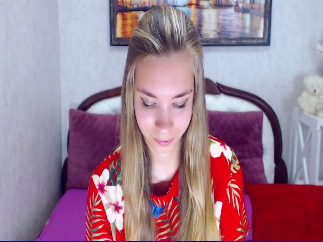 Live sex webcam photo for RossandaShy #253012695