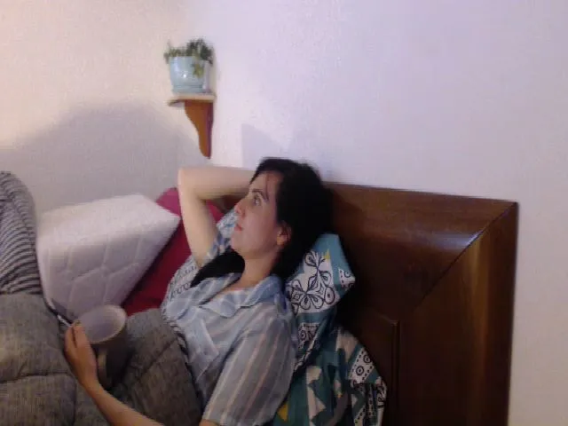 Live sex webcam photo for isabellazee2 #256131041