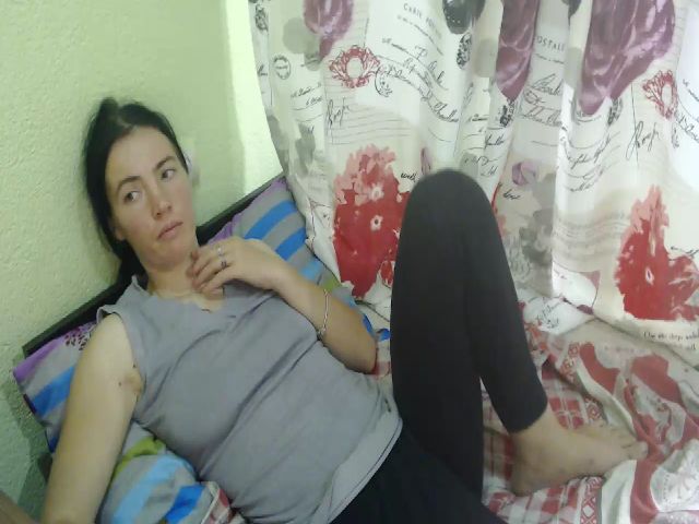 Live sex webcam photo for HOT_JULLYXXX #256015332