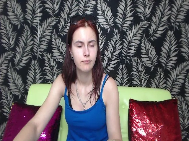 Live sex webcam photo for MollyTravis #260584036