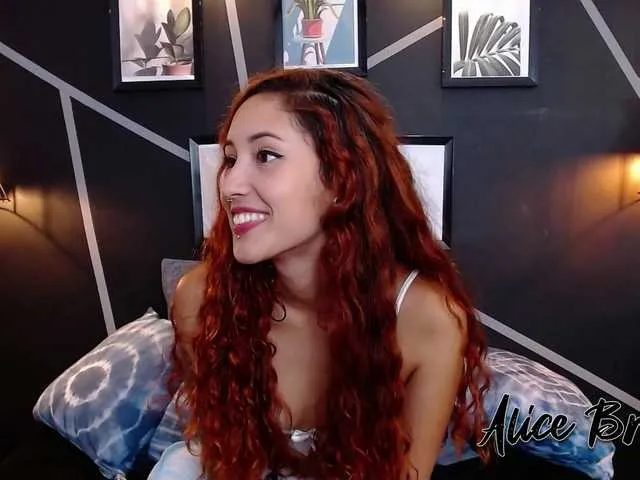 Live sex webcam photo for AliceBrave #242545586