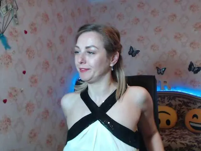 Live sex webcam photo for sonya2121 #245148825