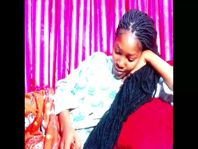 Live sex webcam photo for Aaliyah98x #256883462