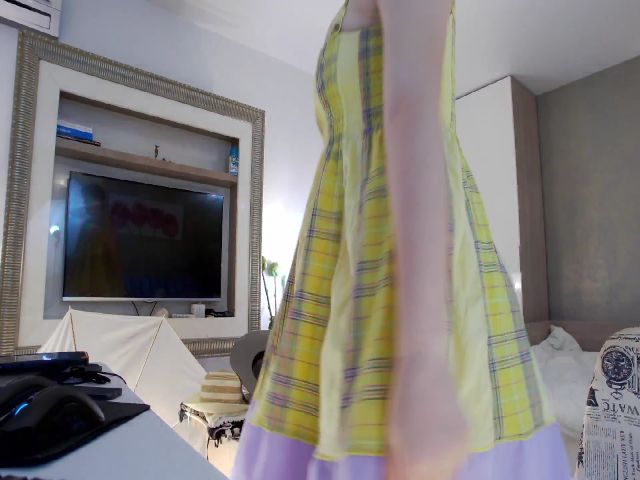 Live sex webcam photo for ILoveToFeelU #253933018