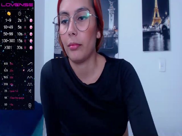 Live sex webcam photo for Alessiafioore #254551075