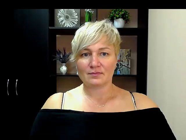 Live sex webcam photo for KailyMey #265007493