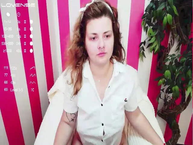 Live sex webcam photo for Eva__Kamenski #252836729