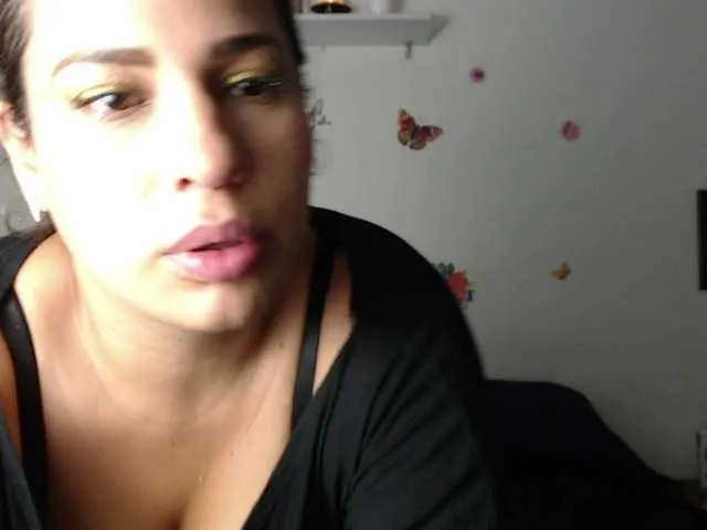 Live sex webcam photo for SoleilSands #240984198