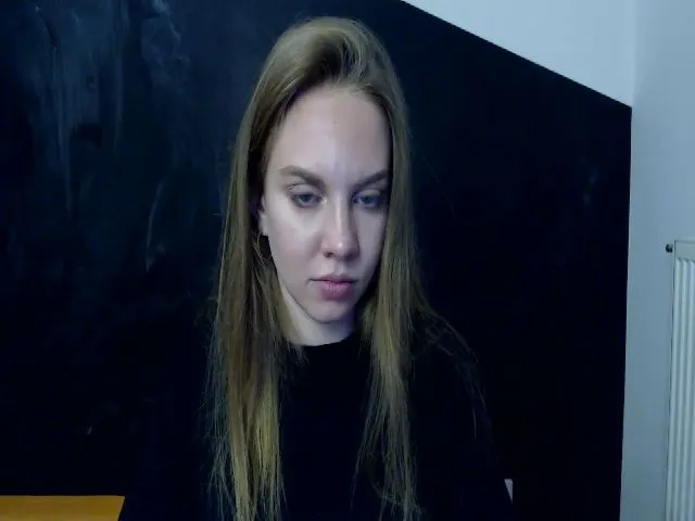 Live sex webcam photo for HappySecret_ #257113347