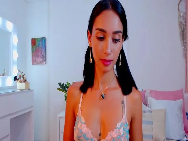 Live sex webcam photo for Liz_steele #264016496