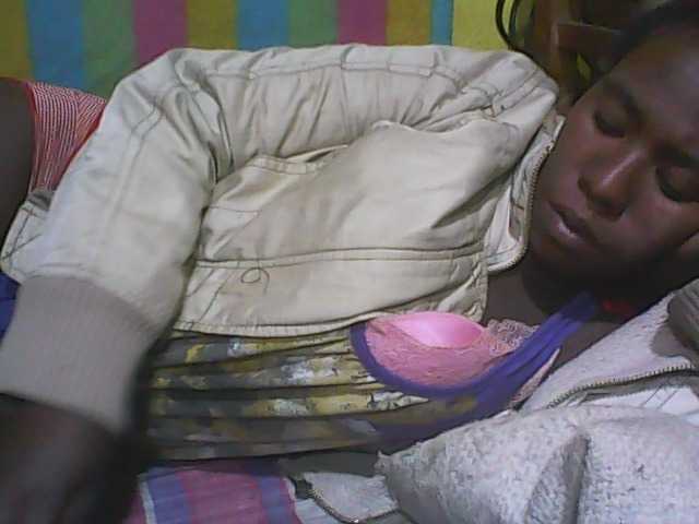 Live sex webcam photo for mastirbi #248046563